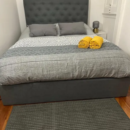 Garden Campo De Ourique - *