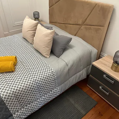 Garden Campo De Ourique - בית הארחה